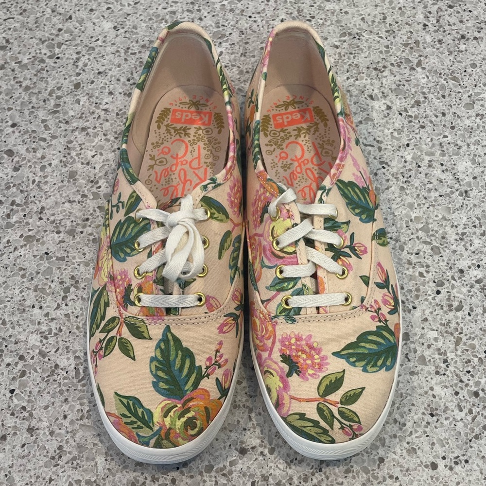 8.5 Floral "Rifle Paper Co." Keds